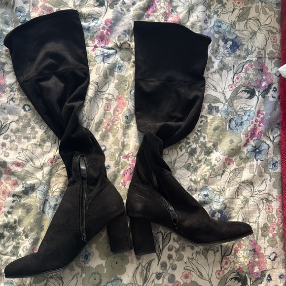 Over the knee black suede boots - Picture 7 of 8
